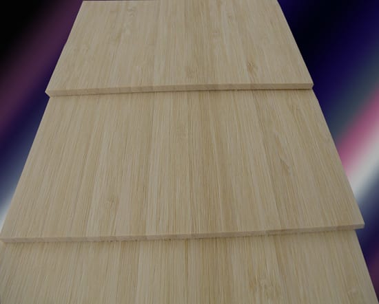 Gestapelte 1,6-3,0mm natürliche Bambus-Sperrholzplatten, geliefert von HTR Bamboo