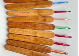 2mm-6mm-Bamboo-Knitting-Needle-Set-Multicolor