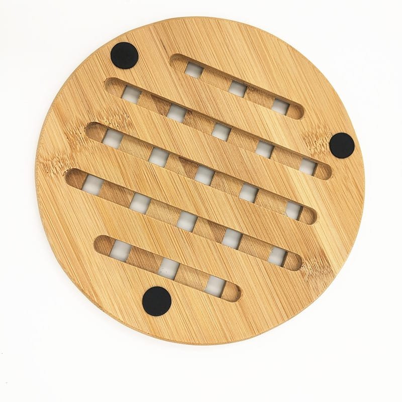 Bamboo placemats set with heat-resistant design
